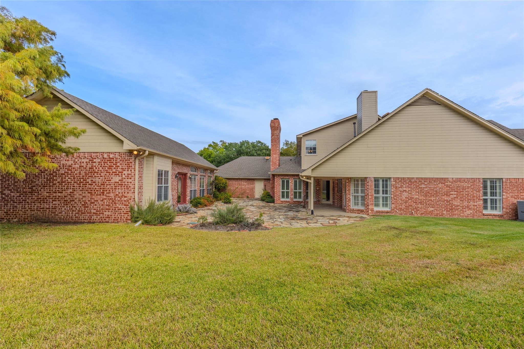 6400 Creekside Drive Greenville TX 75402