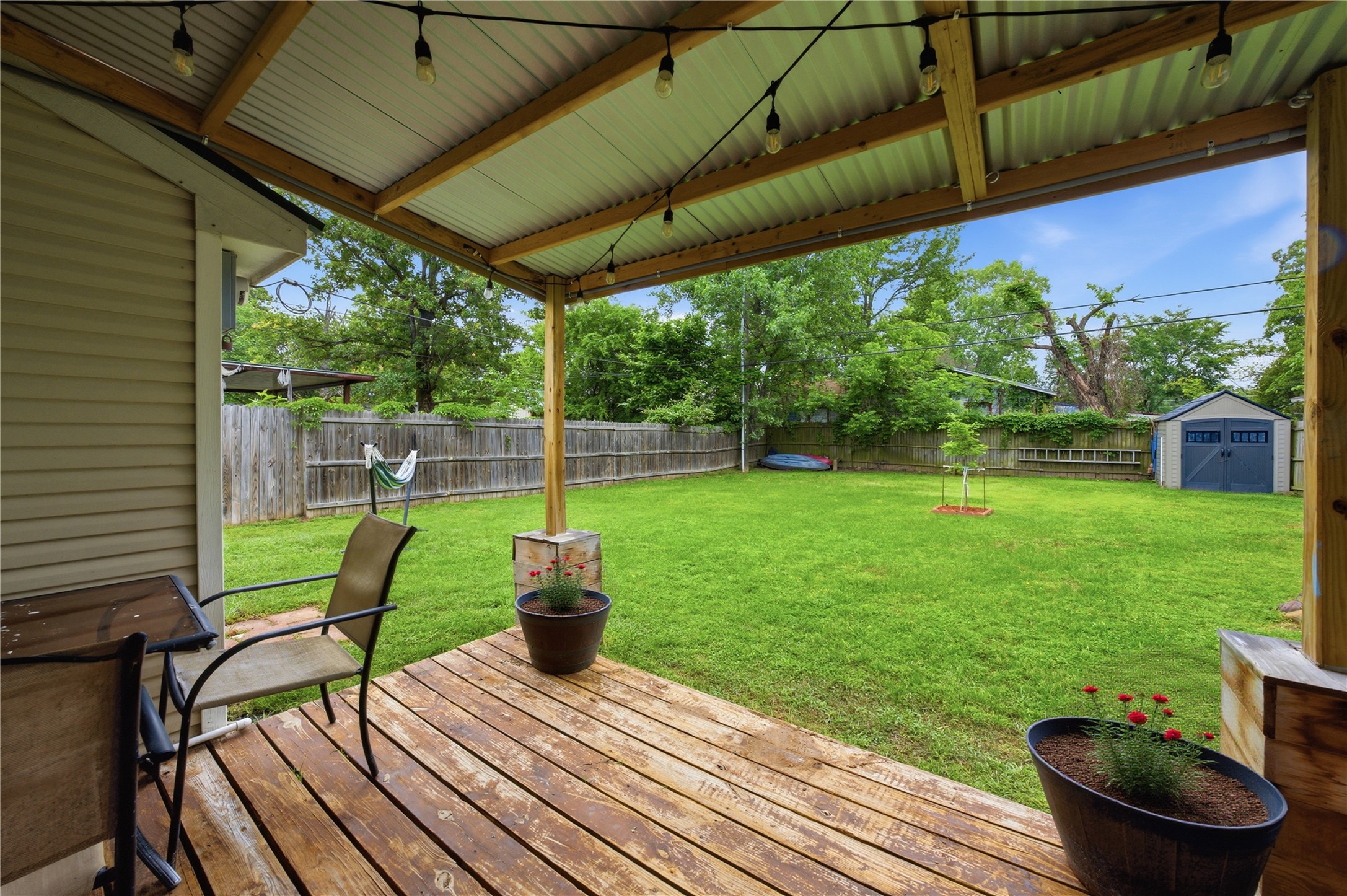 732 Ridgewood Drive Tool TX 75143