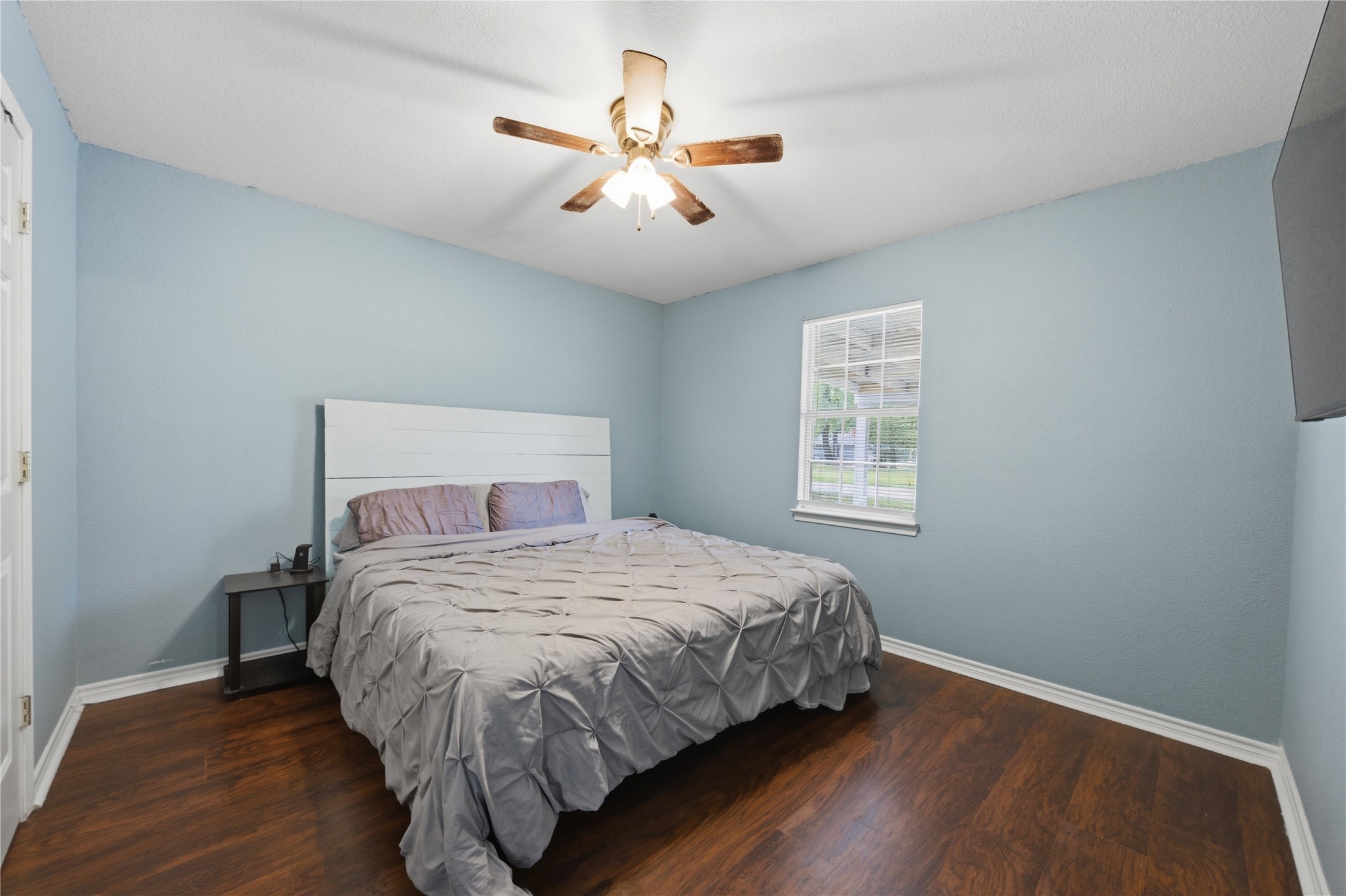 732 Ridgewood Drive Tool TX 75143