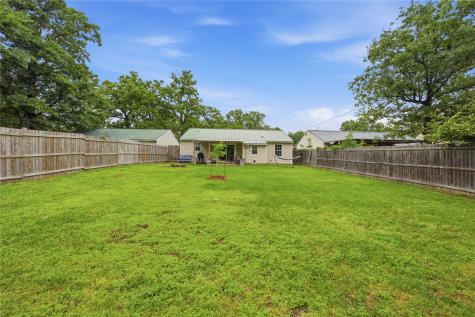 732 Ridgewood Drive Tool TX 75143