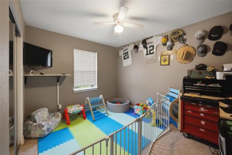 732 Ridgewood Drive Tool TX 75143