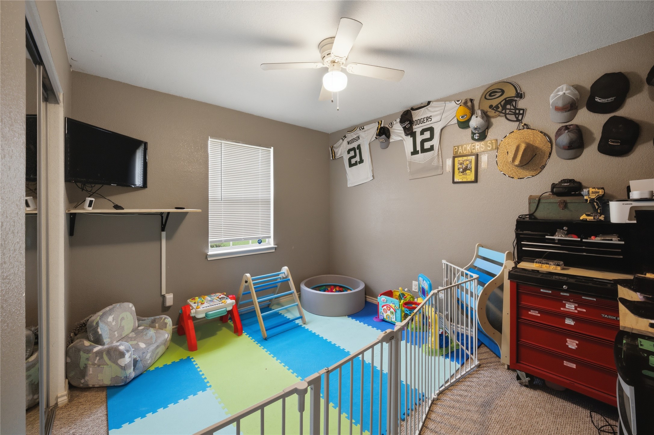 732 Ridgewood Drive Tool TX 75143