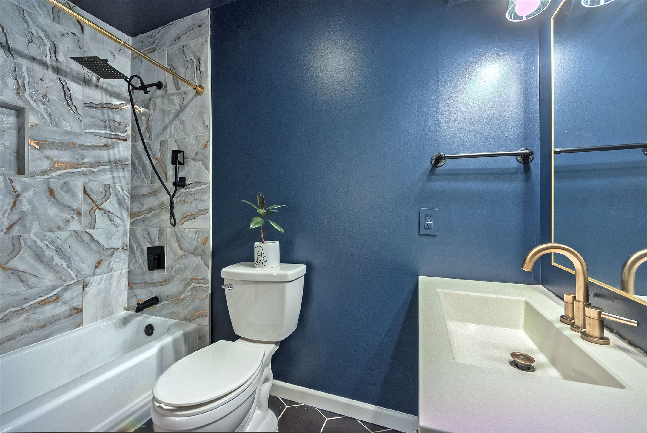 5220 Darlene Street Dallas TX 75232