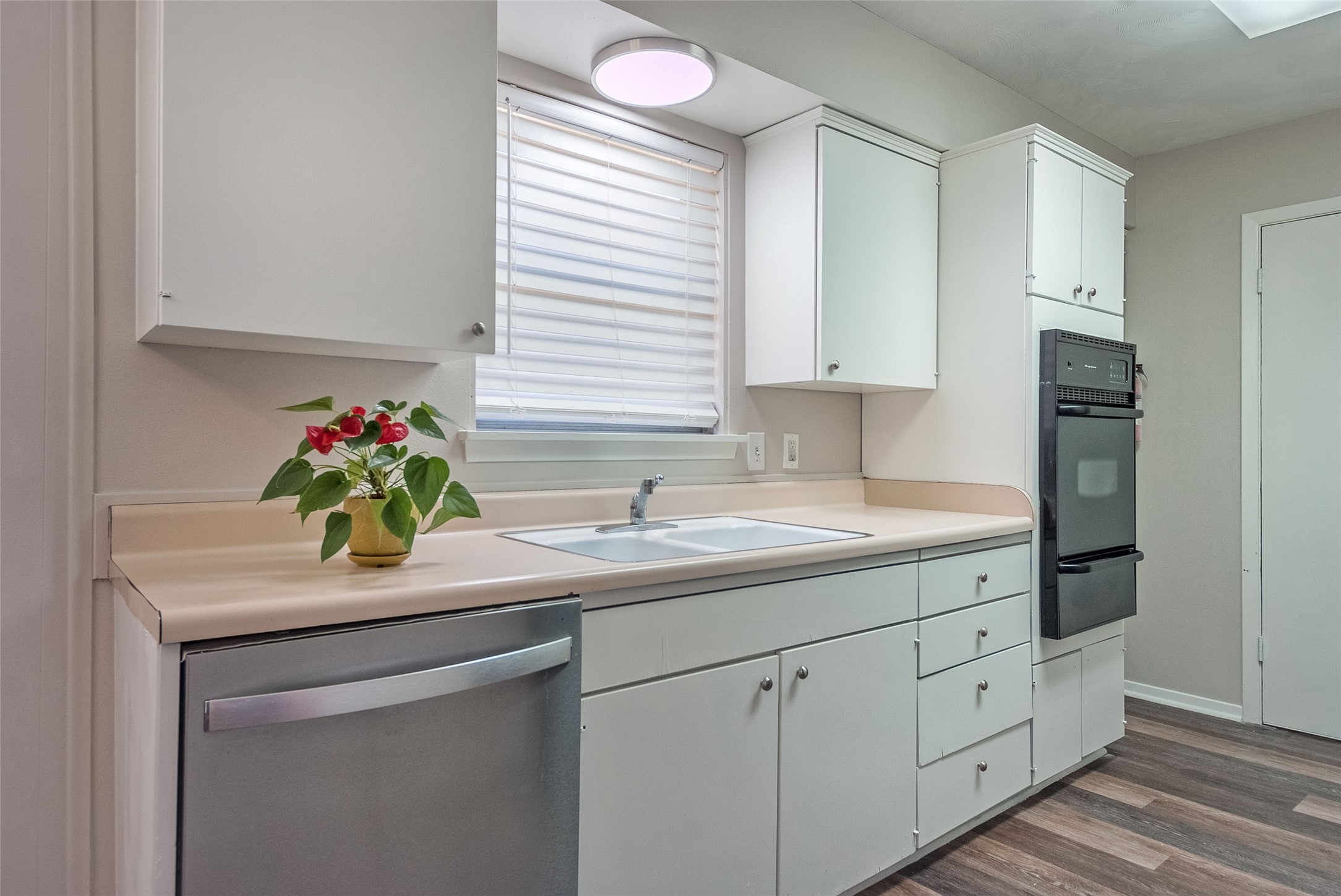 5220 Darlene Street Dallas TX 75232