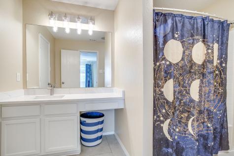 1008 Miles Avenue Burleson TX 76028