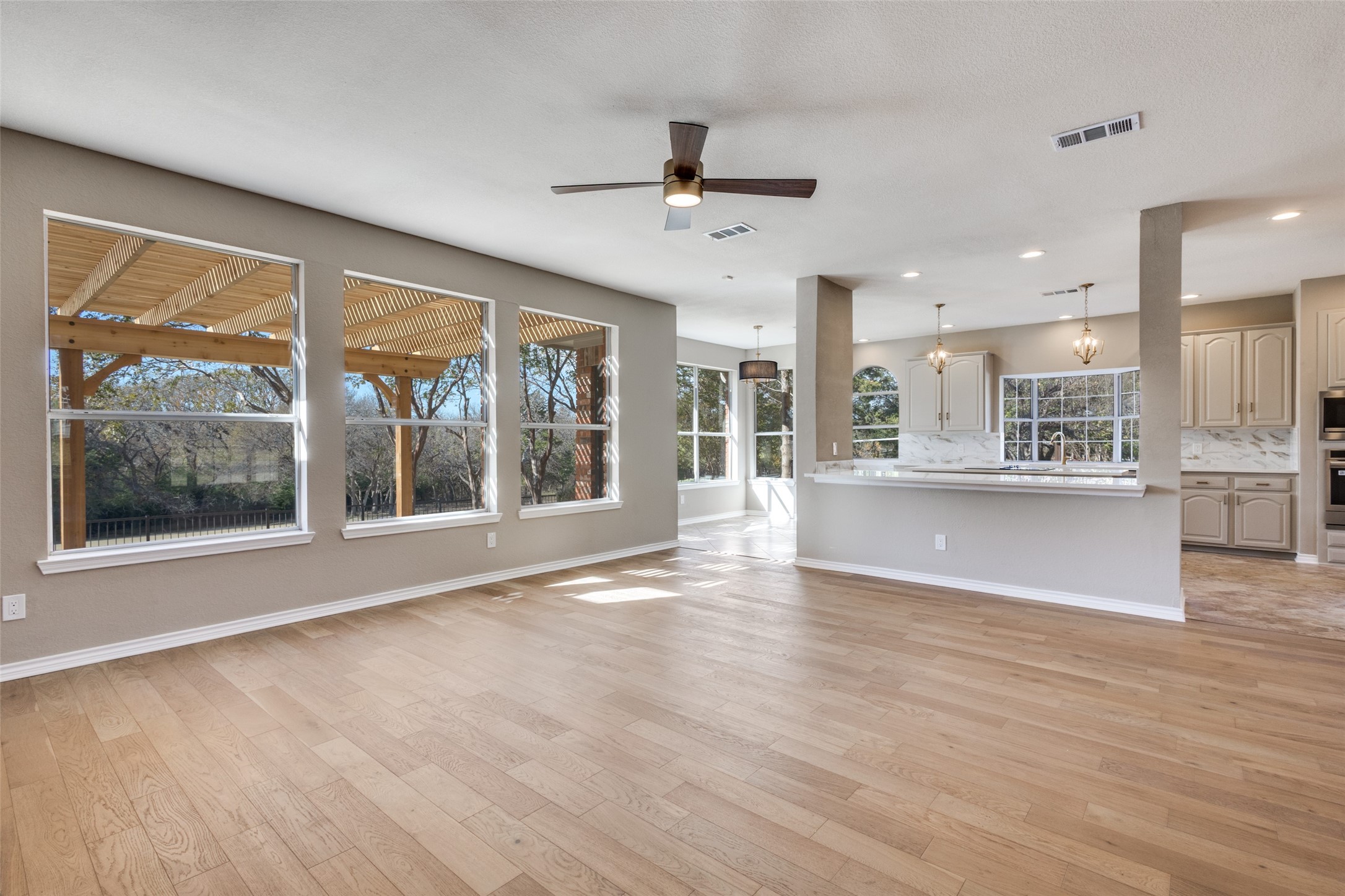 2822 Roundrock Mckinney TX 75072