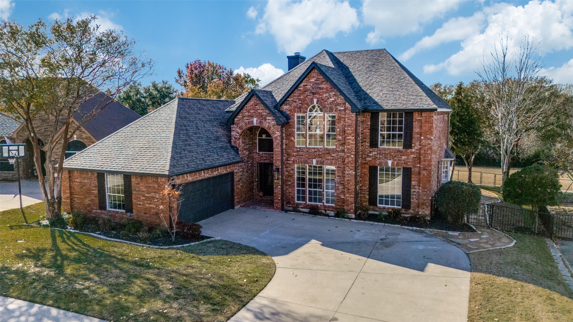 2822 Roundrock Mckinney TX 75072