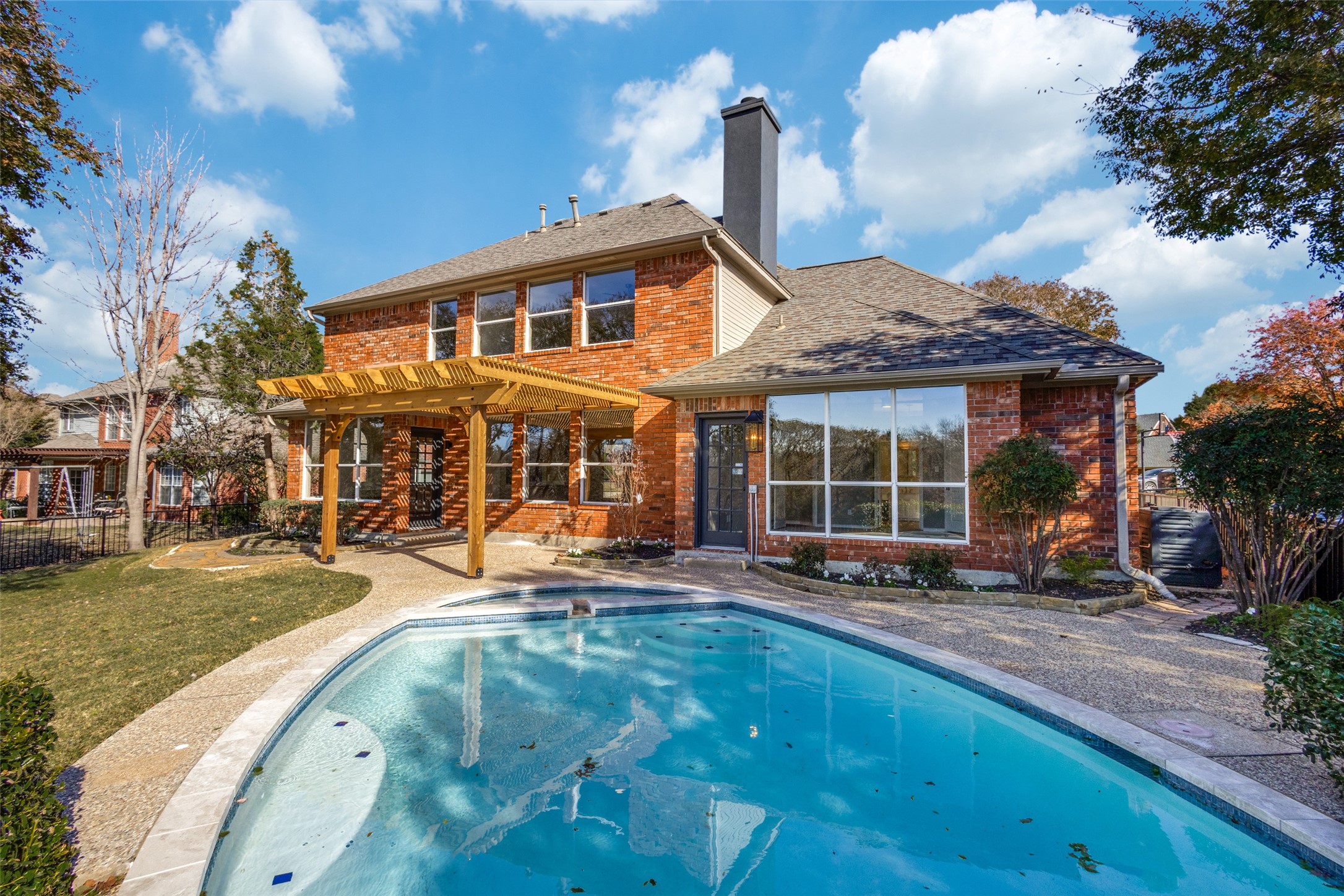 2822 Roundrock Mckinney TX 75072