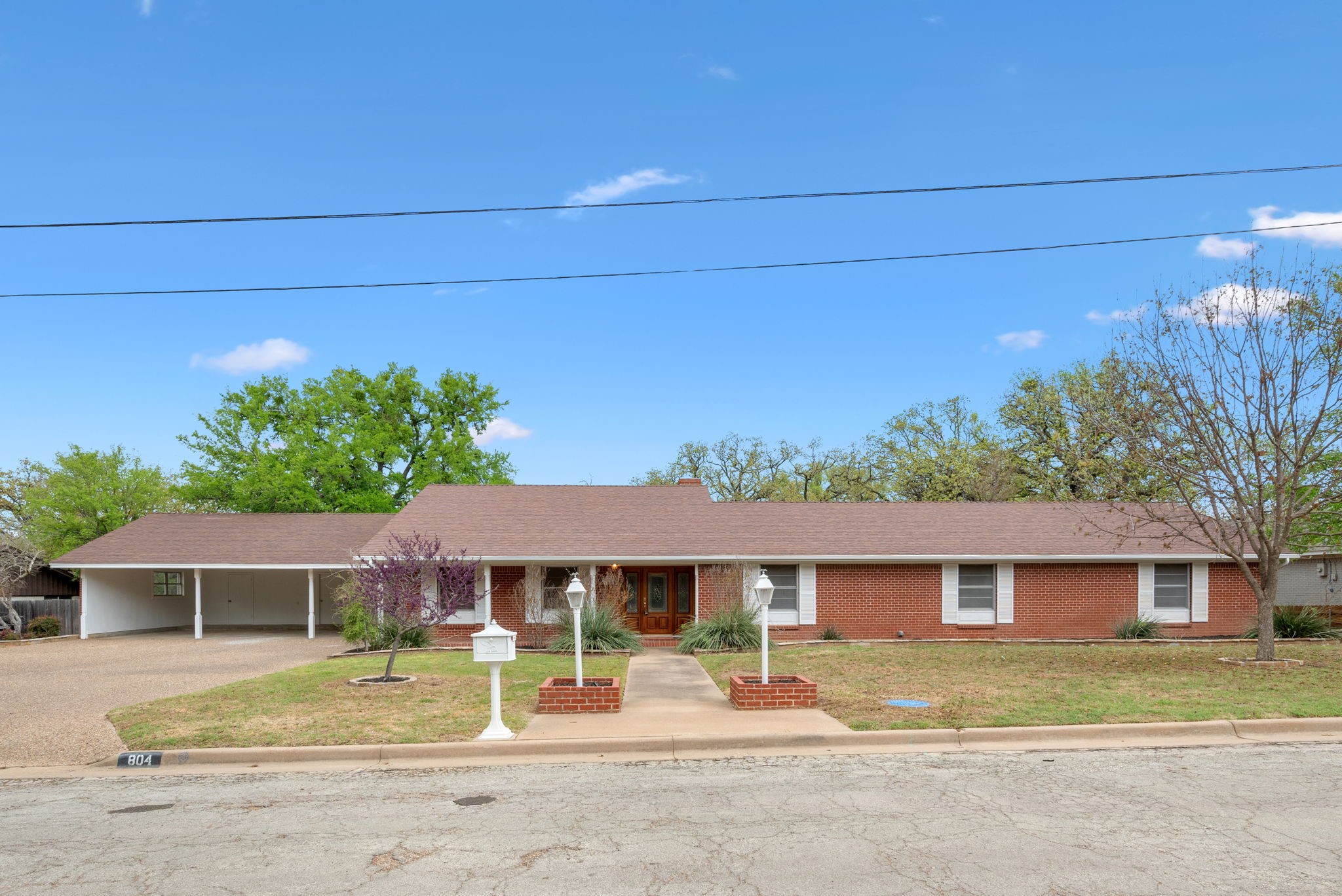 804 NW 11th Street Mineral Wells TX 76067