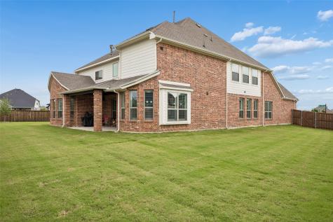 1800 Tall Grass Court Mansfield TX 76063
