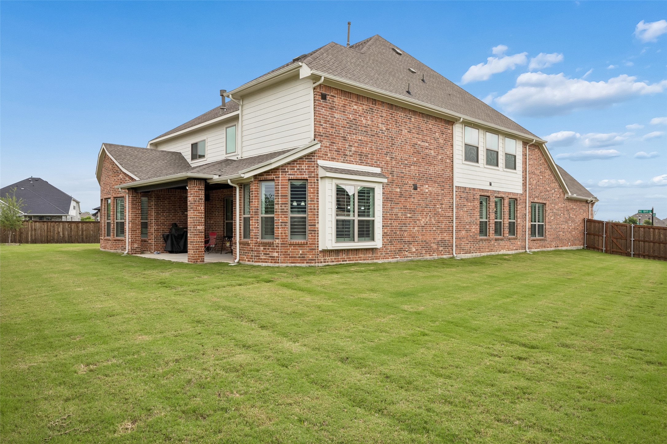 1800 Tall Grass Court Mansfield TX 76063