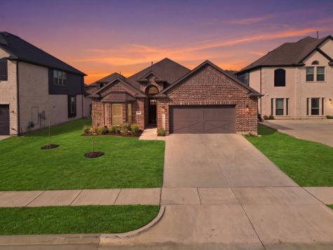 2304 Birdwatch Lane Mansfield TX 76063