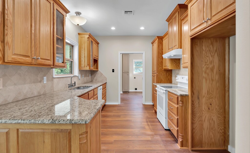 556 Wildwood Trail Lorena TX 76655