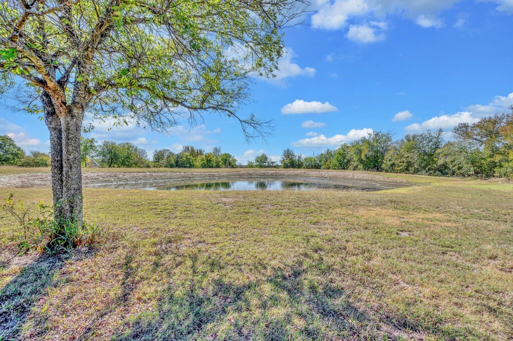 556 Wildwood Trail Lorena TX 76655