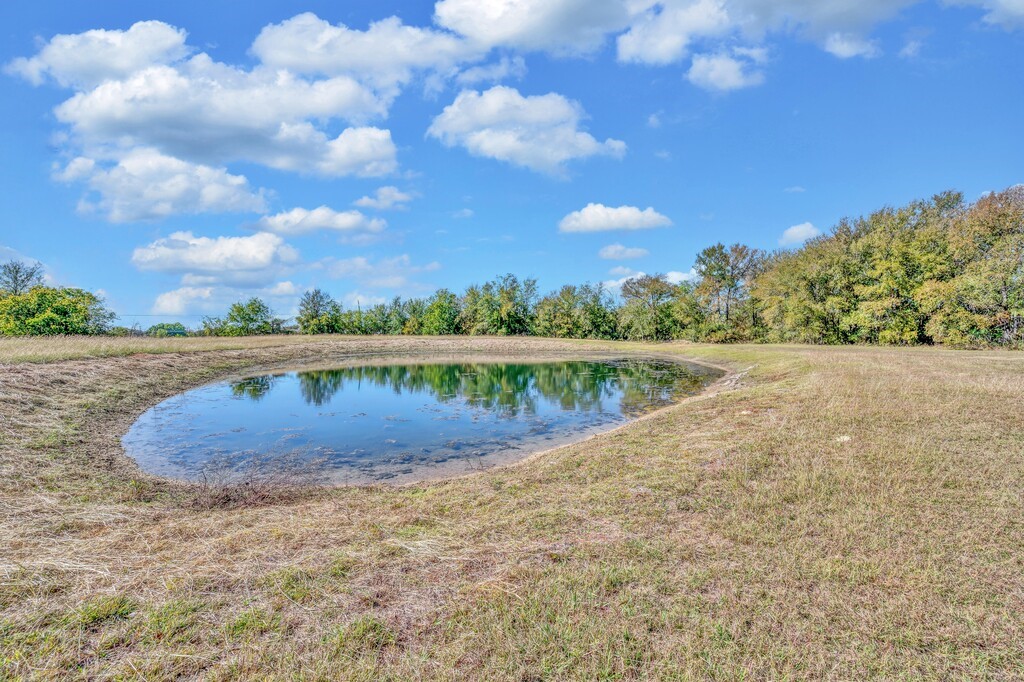 556 Wildwood Trail Lorena TX 76655