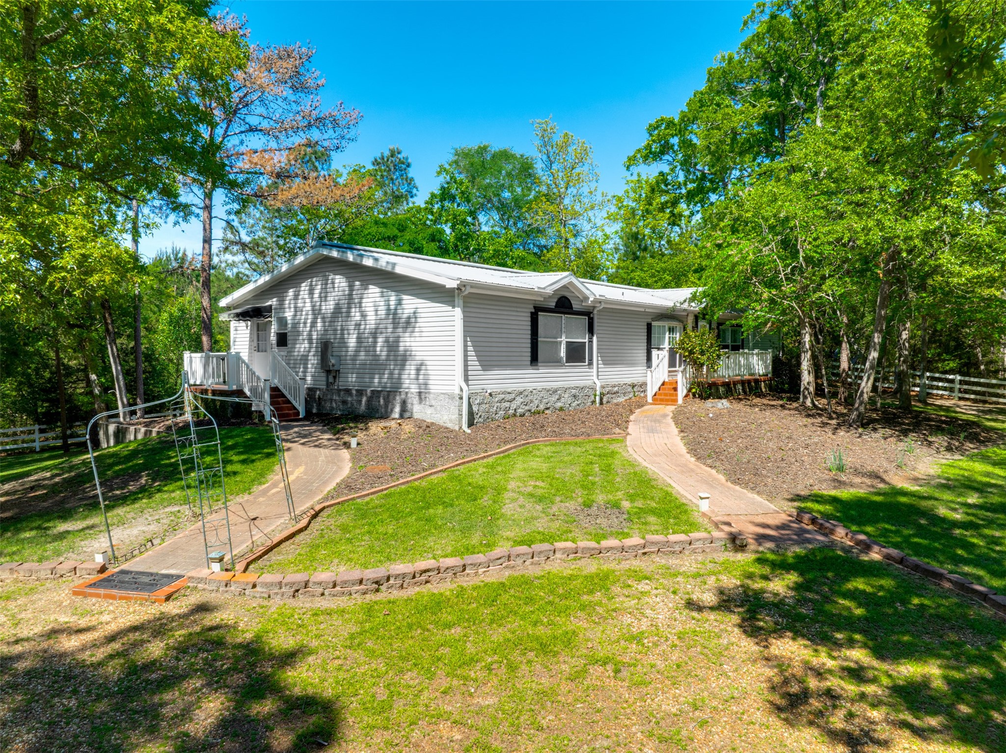 6679 W State Highway 294 Palestine TX 75801