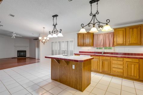 6679 W State Highway 294 Palestine TX 75801