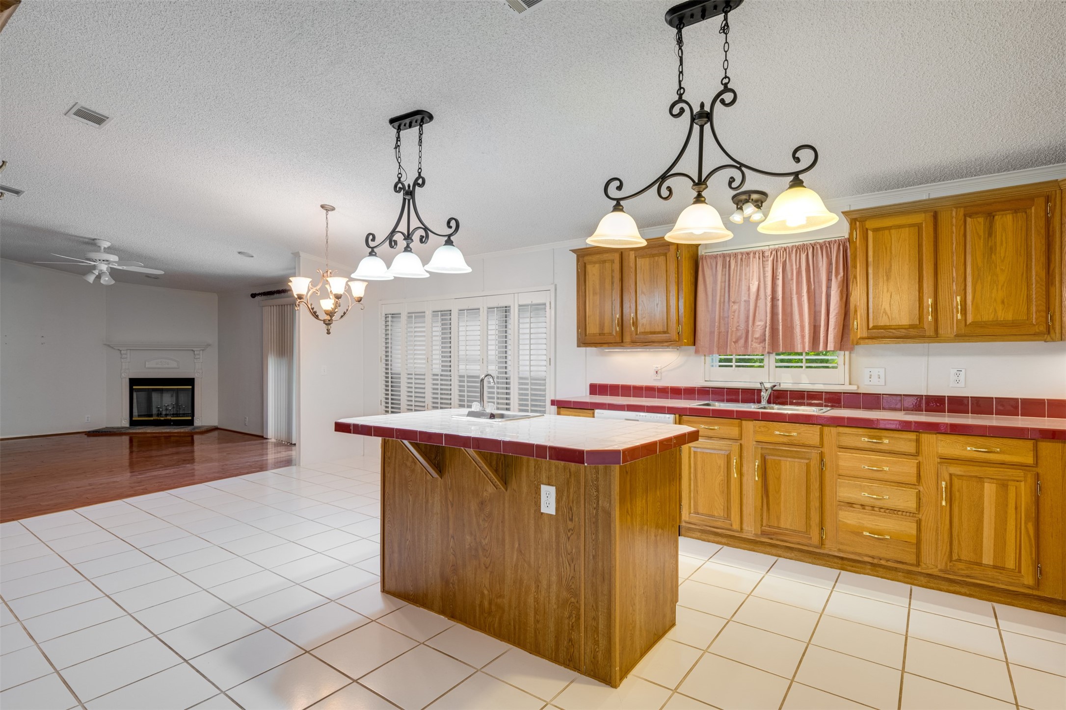 6679 W State Highway 294 Palestine TX 75801