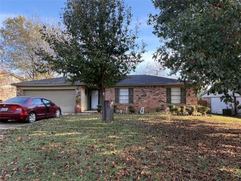 1411 Clearfield Drive Cleburne TX 76033