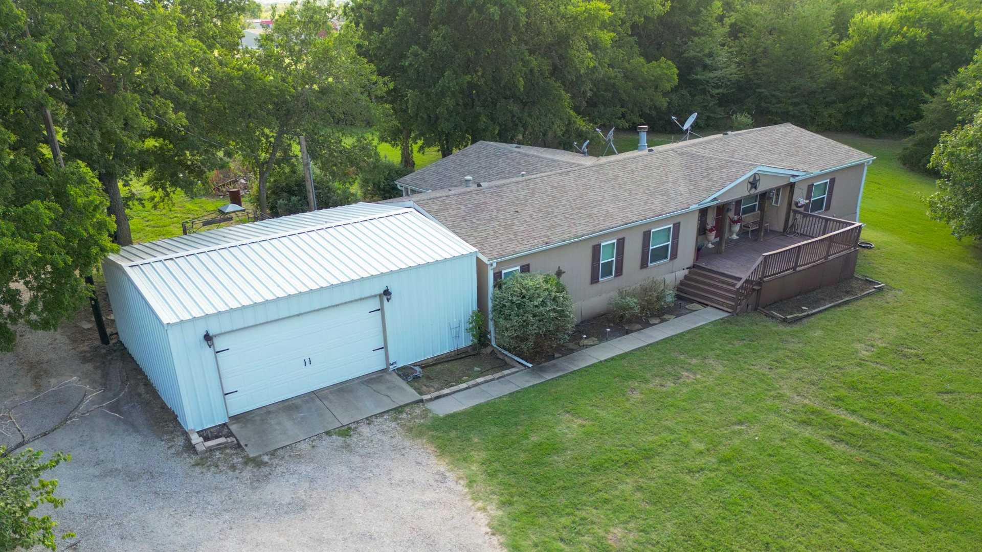 9102 County Road 589 Nevada TX 75173