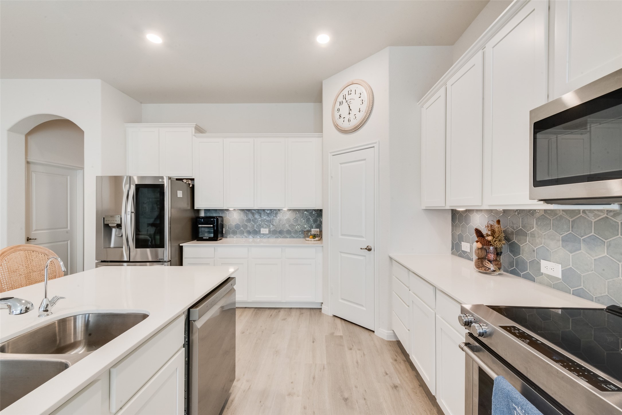 2911 Shetland Drive Aubrey TX 76227