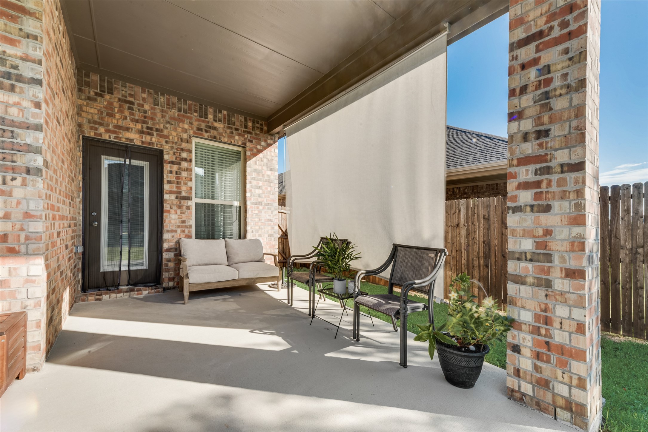 2911 Shetland Drive Aubrey TX 76227