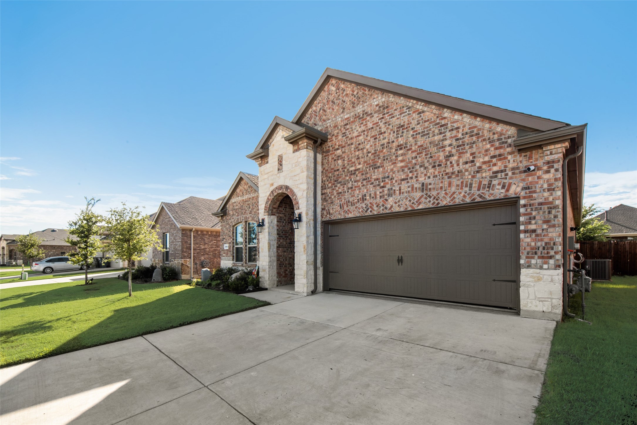 2911 Shetland Drive Aubrey TX 76227
