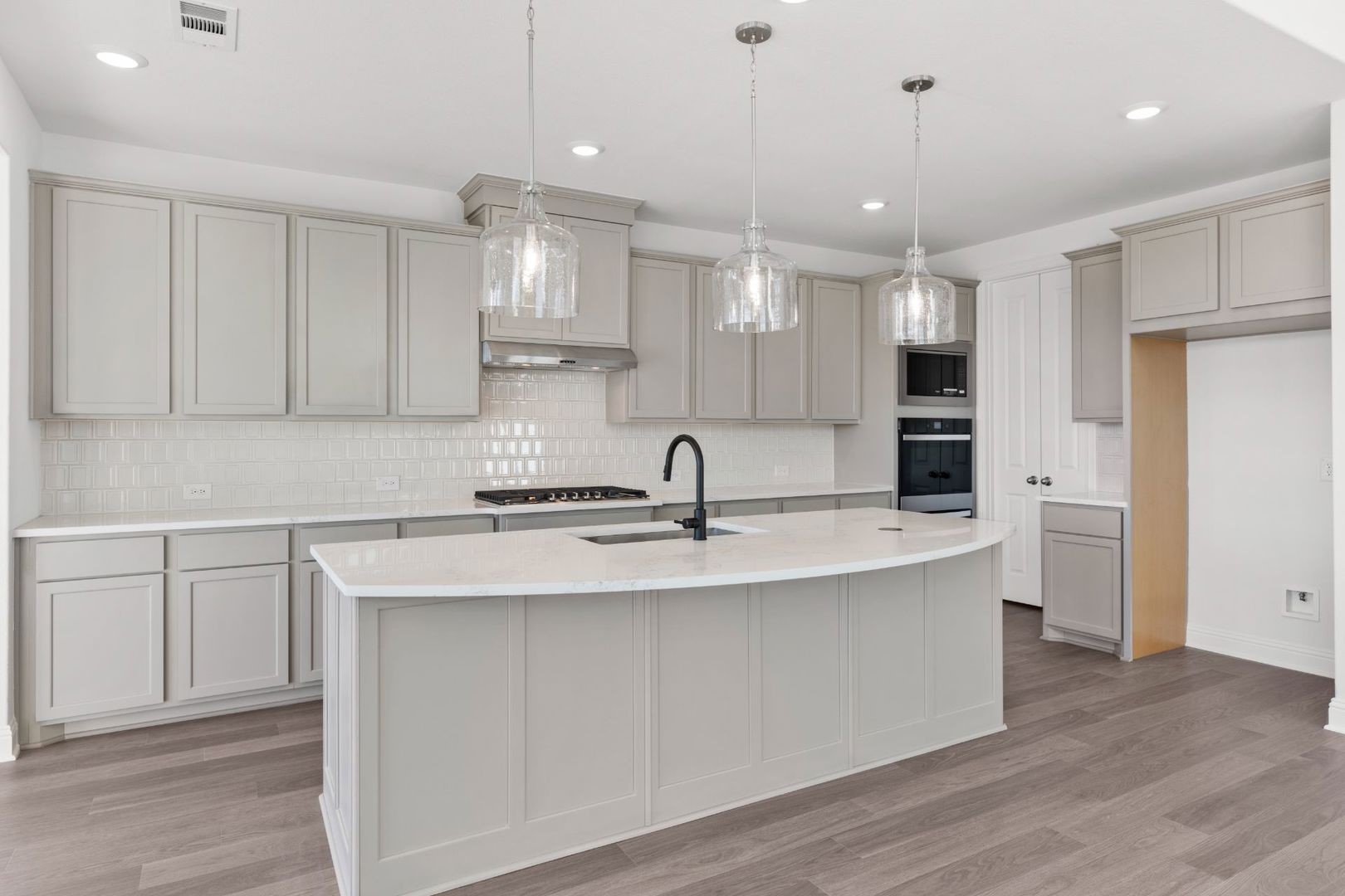728 Bridle Path Aubrey TX 76227