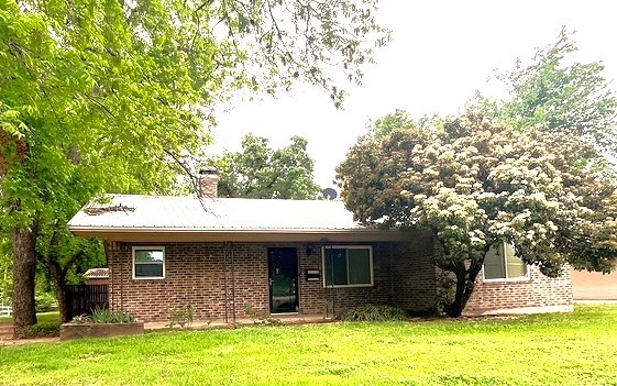 501 W College Street Rising Star TX 76471