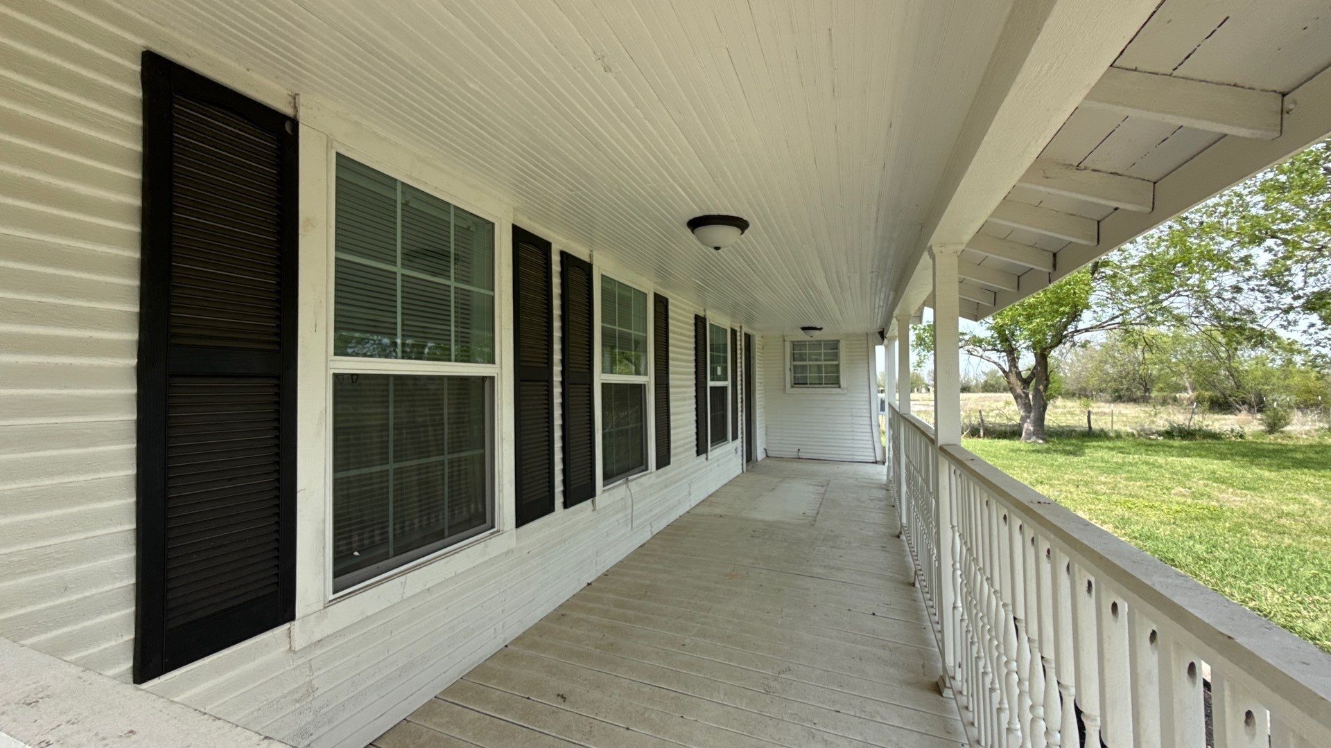 1338 S State Highway 121 Bonham TX 75418