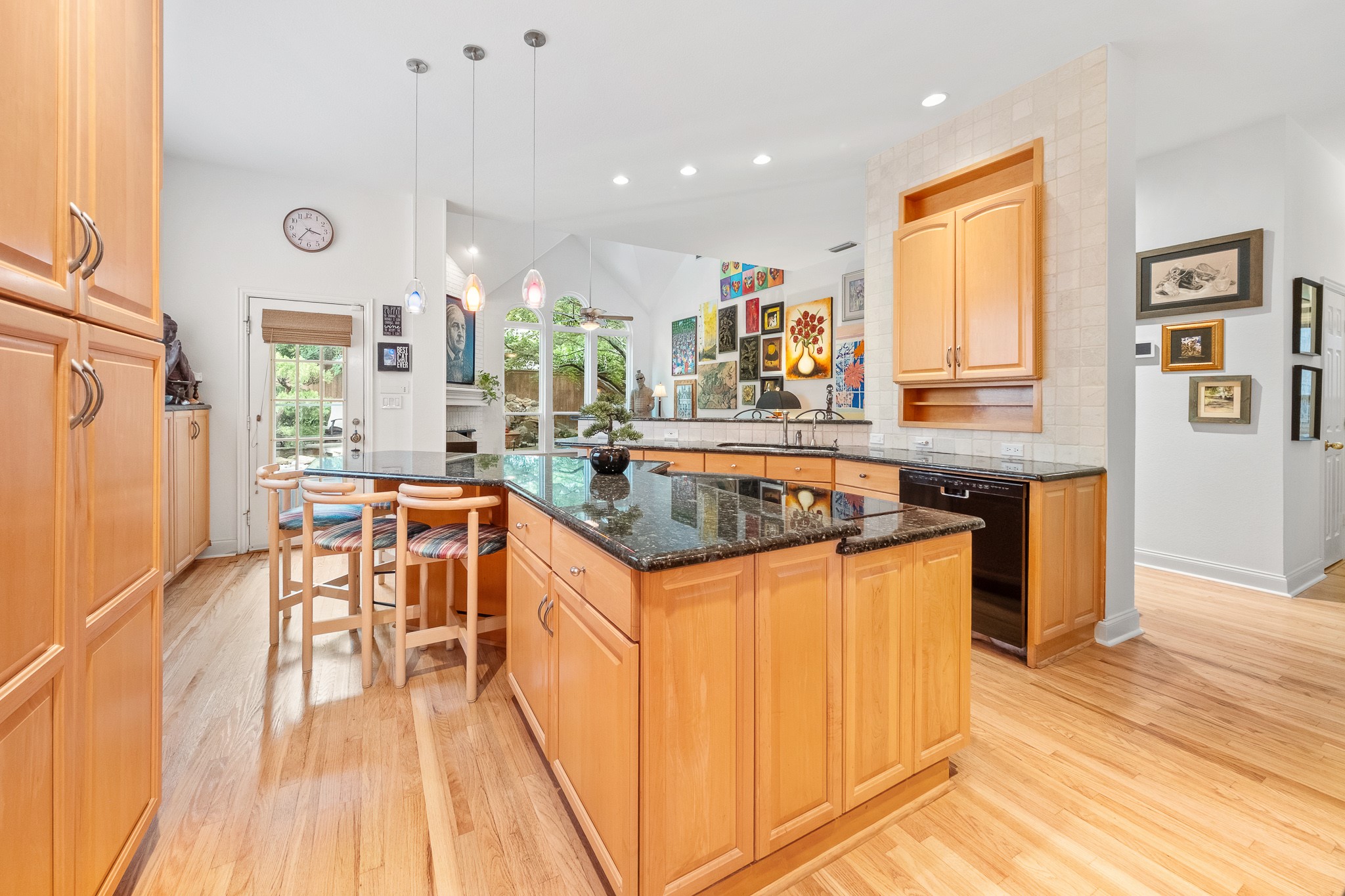 14664 Wayside Court Addison TX 75001