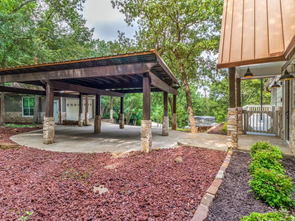 104 Bridlepath Drive Pottsboro TX 75076