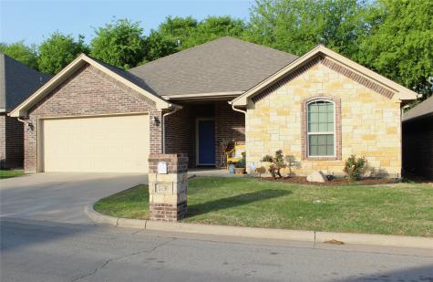 1736 Sully Court Stephenville TX 76401