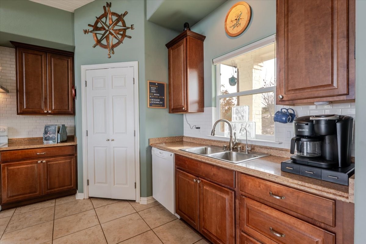 1002 Cedar Drive Possum Kingdom Lake TX 76449