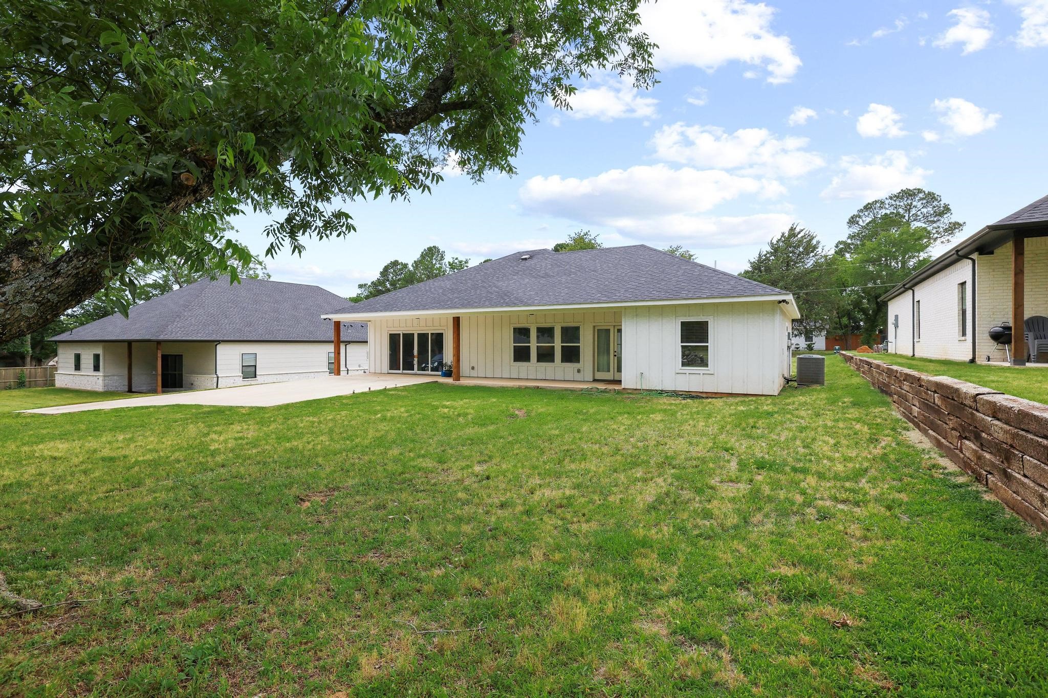 1834 S Park Avenue Denison TX 75020