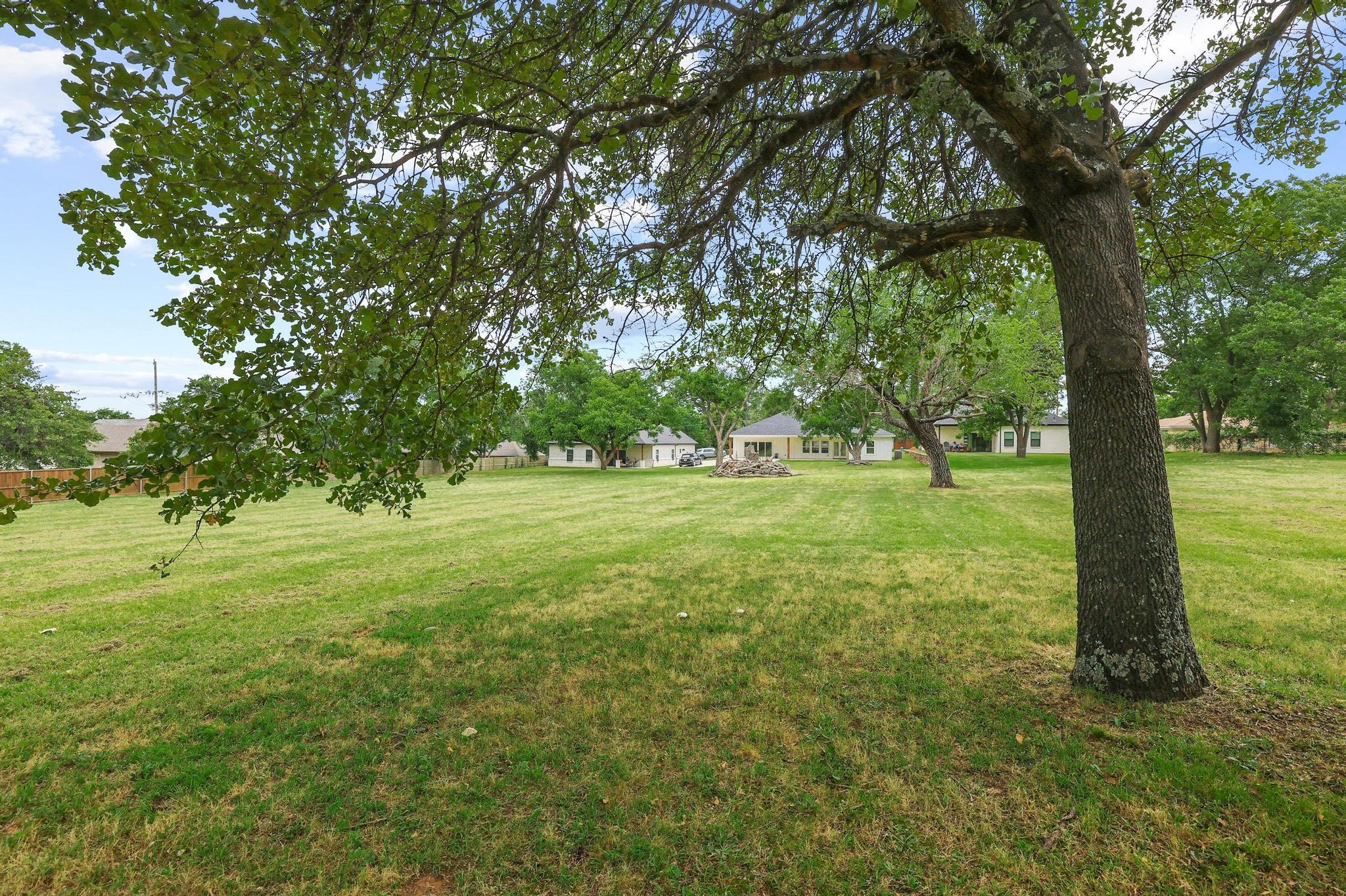 1834 S Park Avenue Denison TX 75020