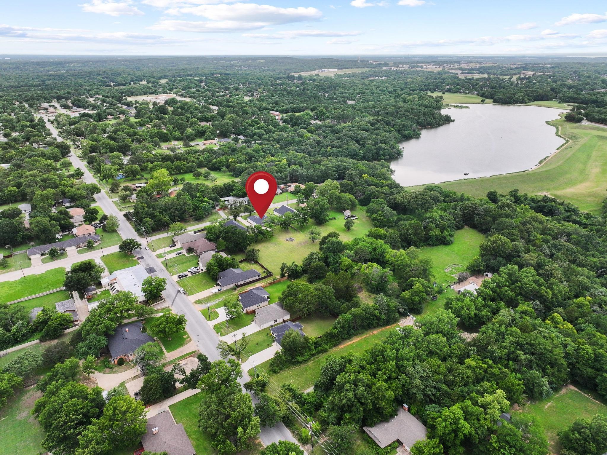 1834 S Park Avenue Denison TX 75020