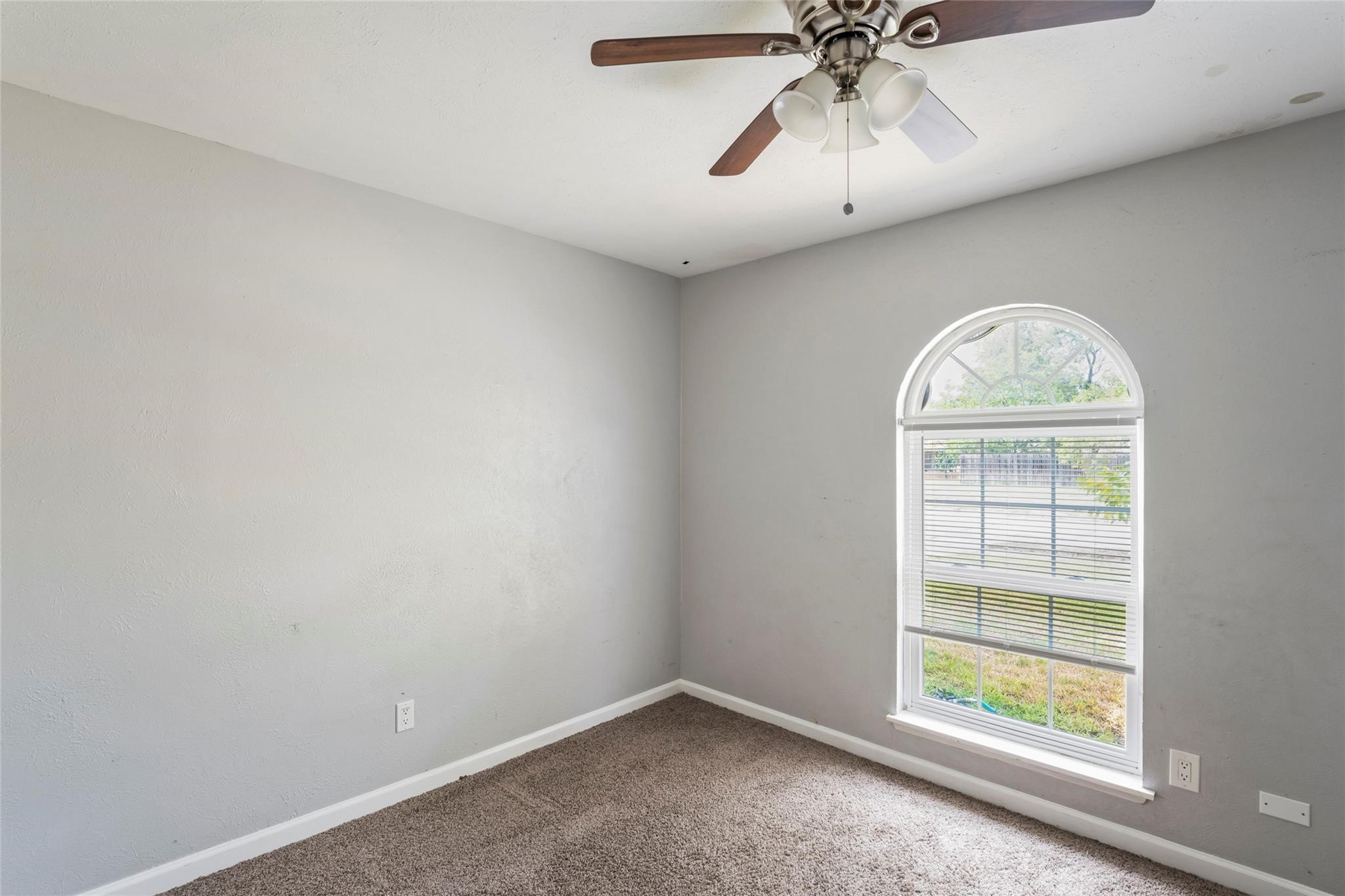 1509 California Trail Grand Prairie TX 75052