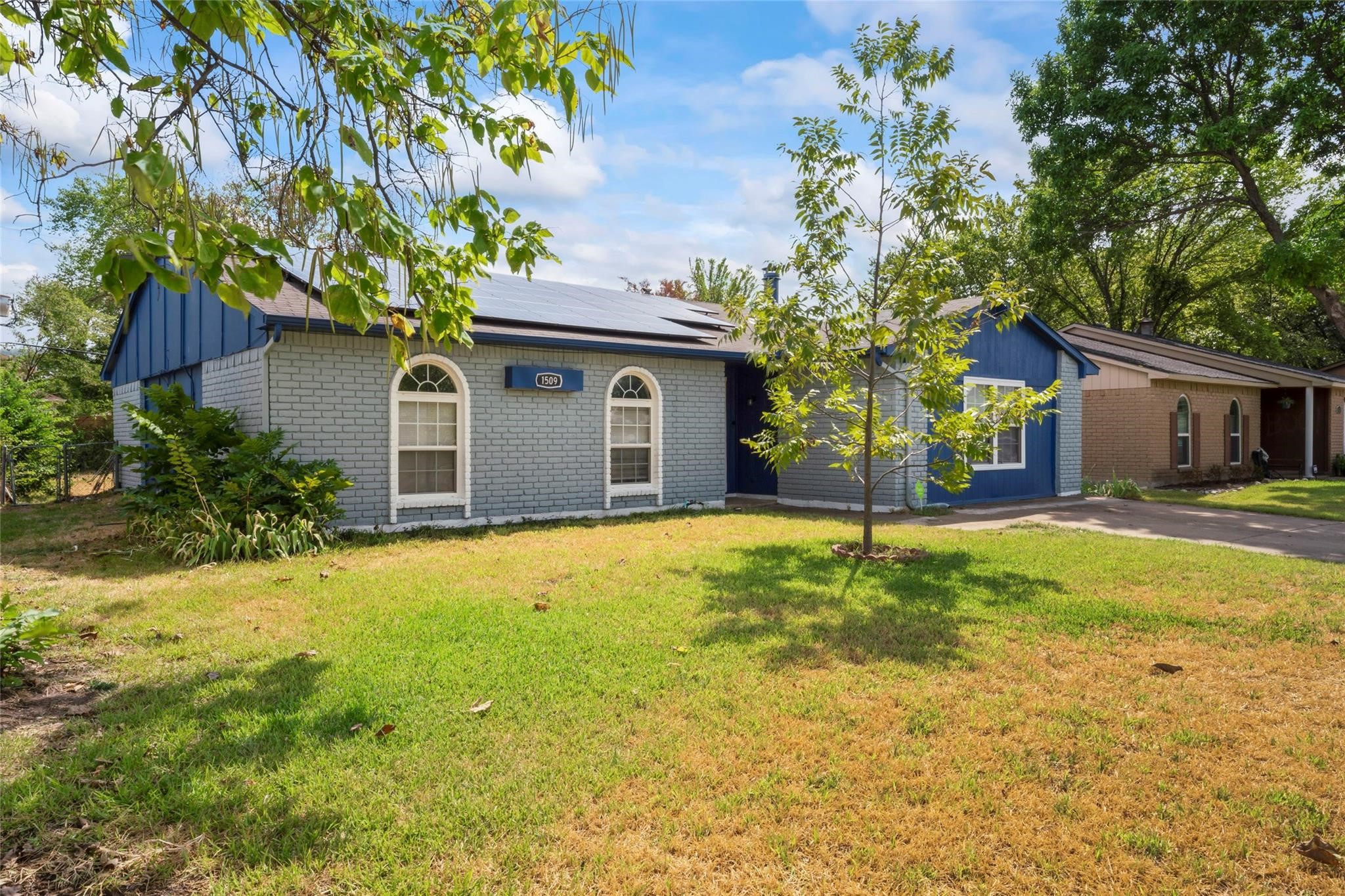 1509 California Trail Grand Prairie TX 75052