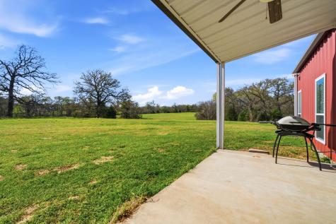 1009 Rs County Road 4325 Emory TX 75440