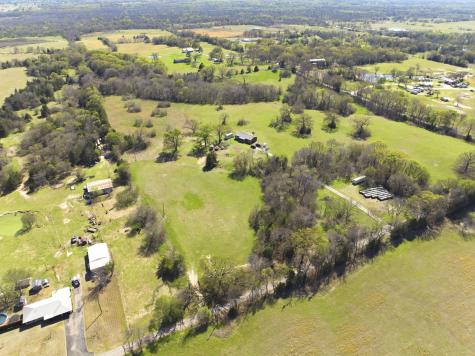 1009 Rs County Road 4325 Emory TX 75440