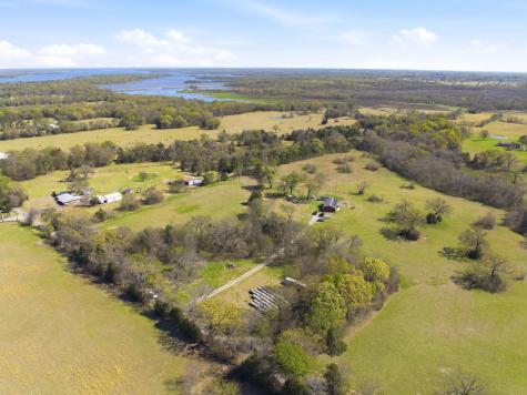 1009 Rs County Road 4325 Emory TX 75440
