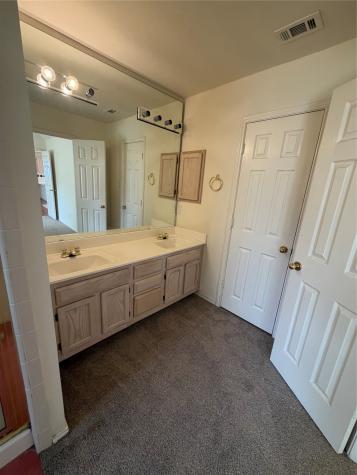 2707 Red Oak Drive Grand Prairie TX 75052