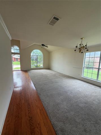 2707 Red Oak Drive Grand Prairie TX 75052
