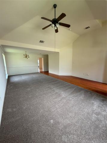 2707 Red Oak Drive Grand Prairie TX 75052