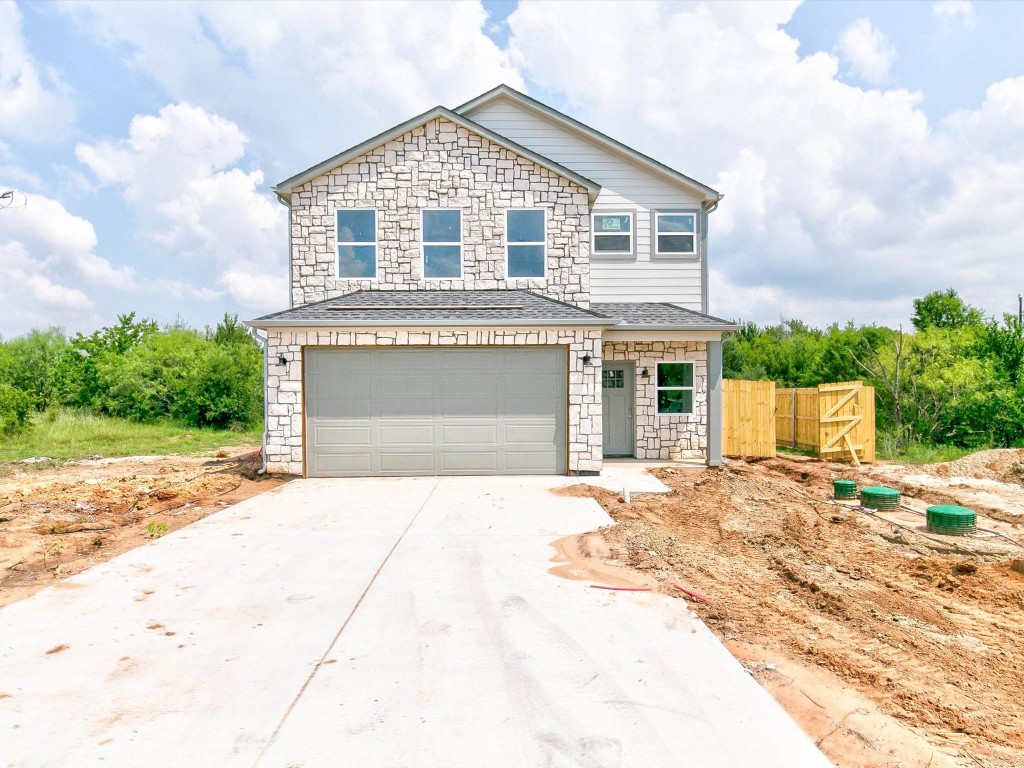 5708 Black Pine Circle Granbury TX 76048