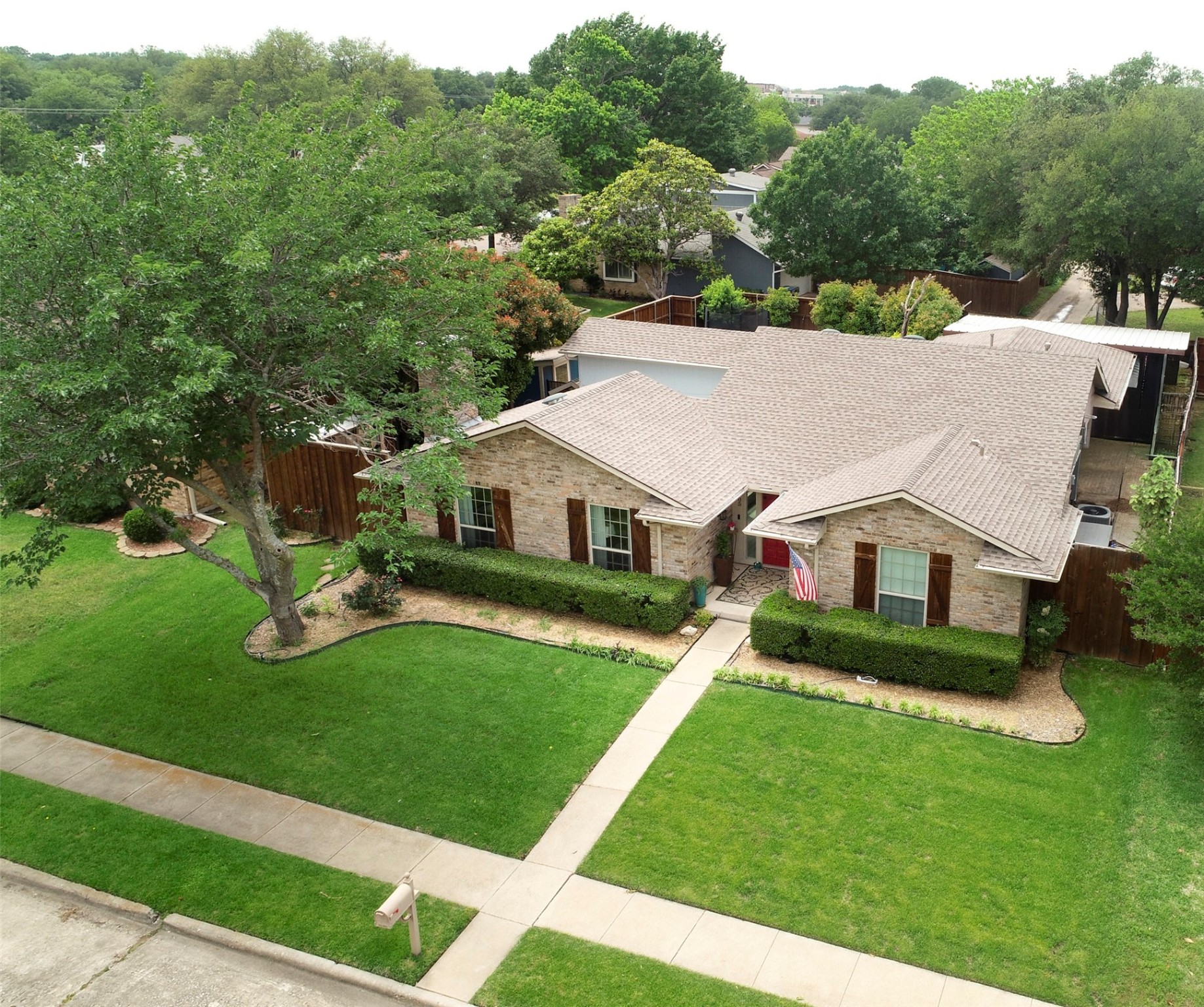 5005 Roundtable Lane Garland TX 75044