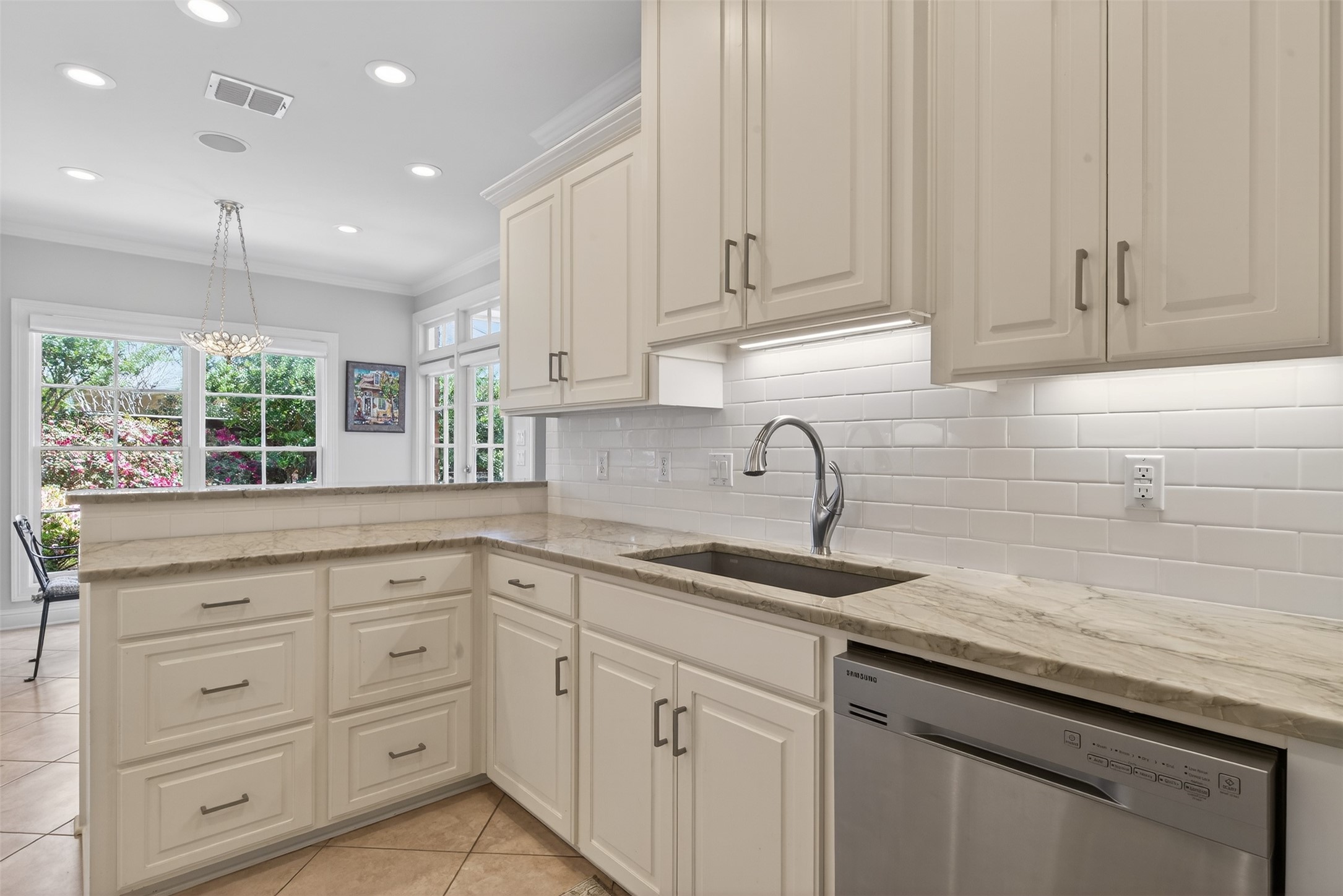 6121 Fern Avenue Shreveport LA 71105