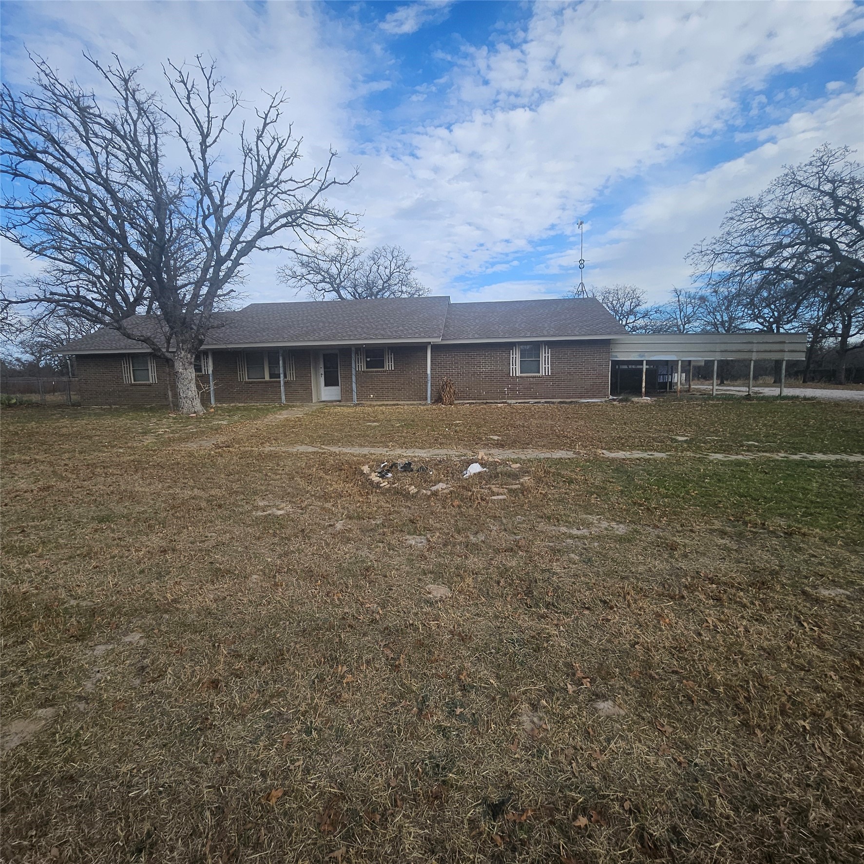 503 Windsor Lane Springtown TX 76082