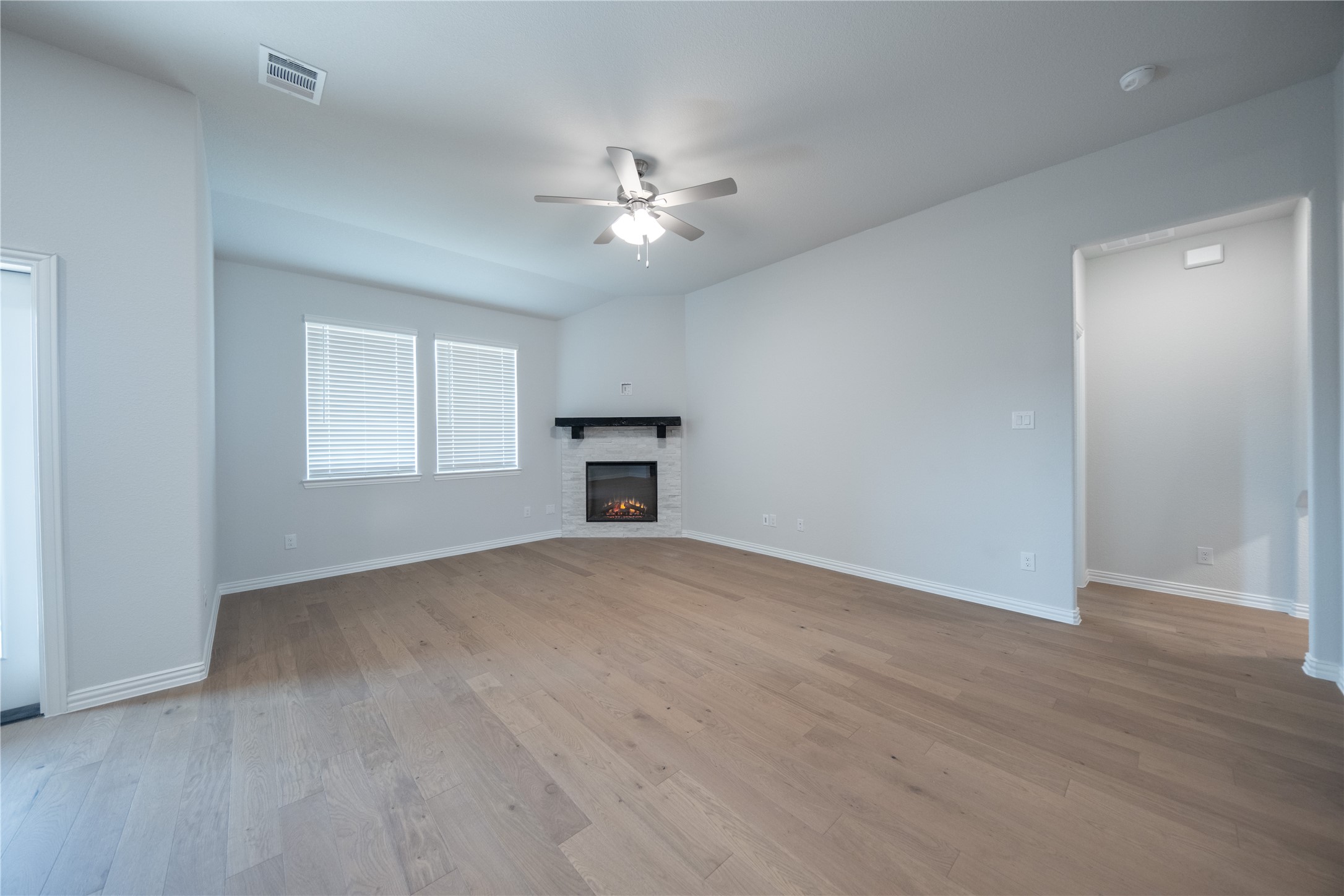 4050 Georges Bend Crandall TX 75114